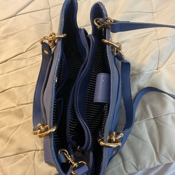 Giani Bernini bag with straps. - Picture 3 of 3